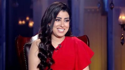 أيتن عامر : كانوا فاكرين إني بنت فيفي عبده ولم أطلب يوماً زيادة عدد مشاهدي