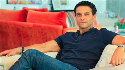 آسر ياسين : جدى كان بيقولى الراجل الصح هو اللى يصون مراته زى الملكة والراجل الغلط يمد ايده عليها