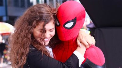 100 مليون دولار تفصل Spider-Man عن تحقيق 2 مليار دولار إيرادات حول العالم