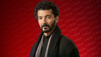 خالد النبوي رجل أعمال مديون نتيجة خسائره في أوروبا بمسلسل راجعين يا هوا رمضان 2022