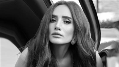 زينة تغيب عن دراما رمضان المقبل للمرة الثانية خلال 8 سنوات بعد تأجيل مسلسلها عشق أسود