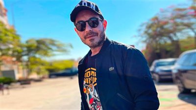 أحمد زاهر : سعيد بنجاح مسلسل سوشيال وتصدره التريند ولن أتراجع عن البطولة المطلقة 