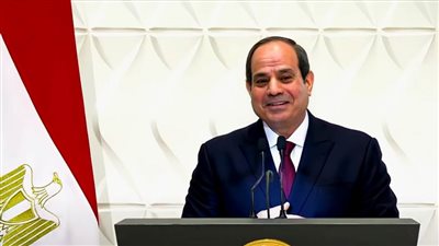 الرئيس السيسي لصناع الدراما : هو أنت مش عارف تعمل إبداع من غير ما تطلع الراجل بيضرب مراته ؟