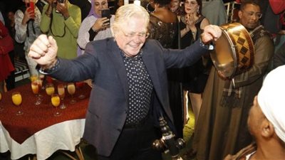 بالصعيدى : رقصة حسين فهمى على شرف فعاليات مهرجان الأقصر السينمائي