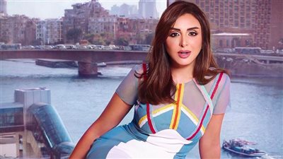 أنغام تنافس علي تريند يوتيوب بأغنية لوحة باهتة بعد 48 ساعة على طرحها