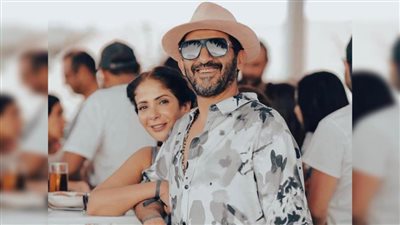 مفاجأة : أحمد حلمي يكتب فيلم يجمعه بمني زكي واسمه وش وضهر والتحضير قريبًا