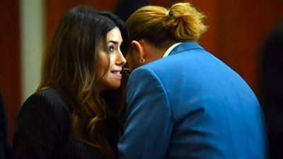 محامية جوني ديب : شائعات ارتباطي بجوني ديب غير أخلاقية وتوقعت انتشار هذه الأخبار