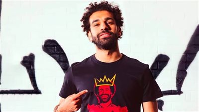 في عيد ميلاد الملك المصري الـ 30 .. نام وراء سور نادى المقاولون وكان بيزود الشطة في الكشري علشان يشبع