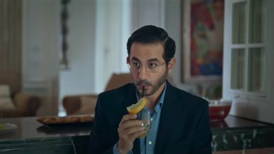 أحمد حلمي يحصد ربع مليون جنيه أمس بفيلم واحد تاني ويحافظ على صدارة شباك الإيرادات بـ 61 مليون جنيه 