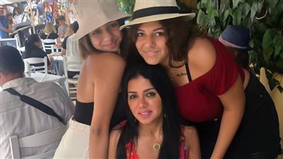 بالفيديو : نانسي وياسمين .. اعرف اهتمامات بنات رانيا يوسف وسر رفضهن التمثيل