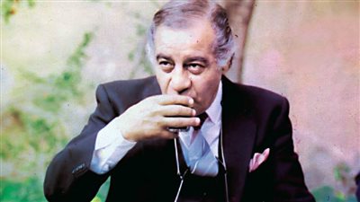 ذكرى وفاة أمين الهنيدي .. كان لديه وسواس من المرض وتنبأ عراف بإصابته بالسرطان