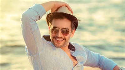 هاني سلامة يتعاقد على مسلسل جديد إنتاج ريمون مقار والعرض في رمضان 2023