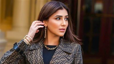 تحت تهديد السلاح وبضع ساعات في يوم ما وبنات رزق وتحت الأرض .. 4 أفلام سينمائية تنتظرها مي عمر