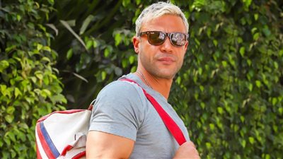 محمد إمام يتخطى الـ 40 مليون جنيه إيرادات لأول مرة فى تاريخه السينمائى بفيلم عمهم 