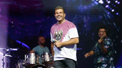 تأجيل حفل عمرو دياب في جدة إلى 27 أغسطس .. والتذكرة بـ 10 آلاف جنيه