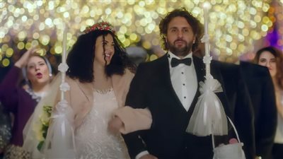 تسليم أهالى لـ دنيا سمير غانم وهشام ماجد يواصل صدارة شباك التذاكر ويحصد نصف مليون جنيه بالأمس