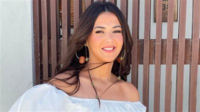 دنيا سمير غانم : أفكر في تقديم أعمال جادة بعيدًا عن الكوميديا وأستعد لعرض مسرحية آنستونا خلال الشهر المقبل