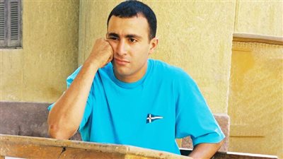 back to school .. أحمد السقا هرب من المدرسة بسبب برنامج نادي السينما واشتهر بحبه لكرة القدم