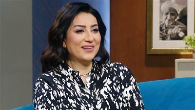 وفاء عامر : زوجي علمني الاحتشام ومنعني من لبس العريان ومش بنزل من البيت بدون إذنه