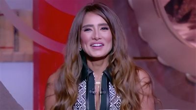 زينة : فكرت أبطل تمثيل بسبب الليلة واللي فيها والوسط الفني به مؤامرات لإفشال النجم