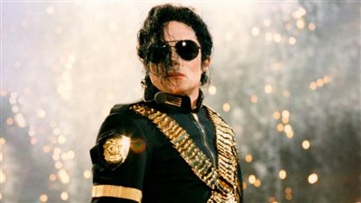 ذكرى ميلاد مايكل جاكسون .. جنى 2 مليار دولار خلال حياته ومات مدينًا بـ 350 مليون دولار بسبب البذخ