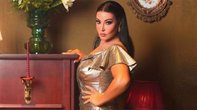 سمية الخشاب راقصة ضمن أحداث مسرحية كازينو بديعة والعرض فى ديسمبر المقبل 