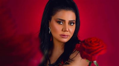 بالفيديو : في عيد الحب المصري .. إعرف سبب رفض رانيا يوسف للزواج والحب والرجالة