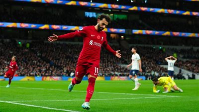 محمد صلاح يحرز ثنائية ويقود ليفربول للفوز على توتنهام بهدفين لـ هدف 