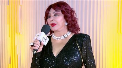 نبيلة عبيد : لبلبة أكتر واحدة كافحت في جيلنا وسعيدة بتكريم كاملة أبو ذكري