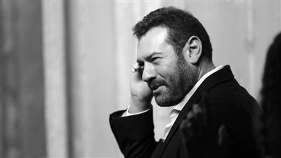 عمرو يوسف : مش عايز ولادي يشتغلوا فى الفن والشائعات كانت بتضايقني زمان