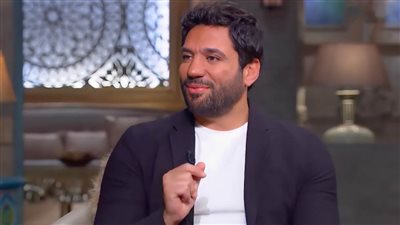 حسن الرداد : أخي ووالدي توفيا في نفس العام وأمي اللي خلتني أمثل 