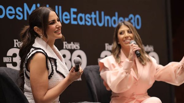 درة مع مذيعة فوربس