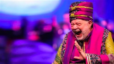 عرض مسرحية ياما فى الجراب يا حاوى بطولة يحيى الفخراني فى ليلة رأس السنة