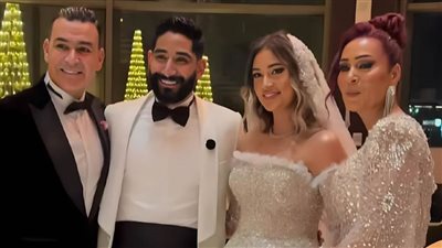 بالصور .. عصام الحضري يحتفل بزفاف ابنته شاهنده وسط أجواء عائلية 