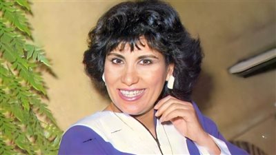 ابنة سعاد نصر في ذكرى رحيلها : كانت أهلاوية متعصبة وتمنت لو عملت بالصحافة قبل احتراف التمثيل