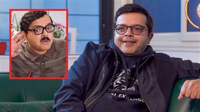 بالفيديو .. هنيدي يكشف لأول مرة : انتظروا الأستاذ رمضان مبروك أبو العلمين علي المسرح