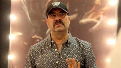 محمد سعد يجسد دور تاجر سيارات في وكالة البلح ضمن أحداث مسلسل الحاج إكس لانس رمضان 2023