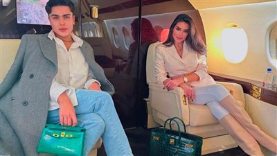 من هو؟ .. قصة صاحب الصورة المثيرة للجدل مع ياسمين صبري في الطائرة الخاصة