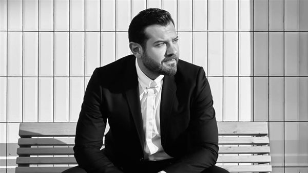 عمرو يوسف