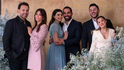 عائلة الحلاني فى صورة جماعية بمناسبة حفل خطوبة ماريتا على كميل أبي خليل 