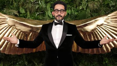 خاص .. ميمو إسم مسرحية أحمد حلمي الجديدة والتي يعود بها بعد 20 سنة غياب عن المسرح