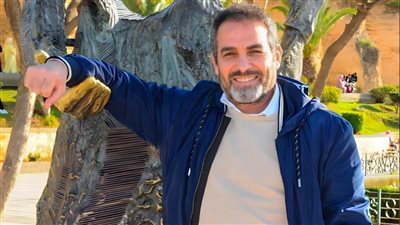 أحمد عبدالعزيز : قدمت 250 عمل كلهم في حب مصر وانتقائي للأدوار يسبب لي مشاكل مادية