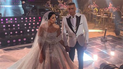 حسن شاكوش يحتفل بزفافه على ريم طارق وتامر حسني يحيي الزفاف