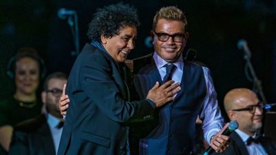 عمرو دياب : اتخذت من محمد منير قدوة لي في بدايتي وسعيد بغنائي معه في حفل هاني شنوده