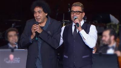 محمد منير : عمرو دياب بيزنس مان شاطر وأنا كرست حنجرتي لخدمة الوطن العربي