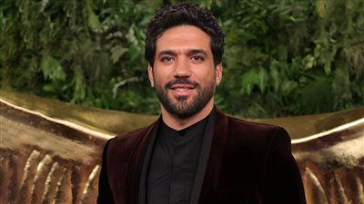 حسن الرداد نصاب اسمه زين يتورط في قضية تهريب آثار ضمن أحداث فيلم بطل جيله