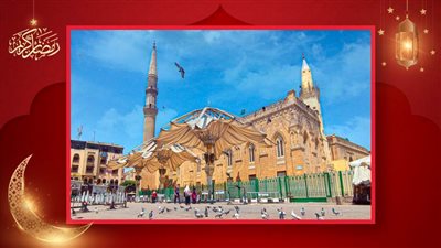 مسجد الحسين .. القبلة الثانية للقاهرة بعد الأزهر والخديوي إسماعيل أمر بتجديده 