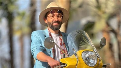 ينوع فى أدواره ولا تغريه البطولة المطلقة .. أسباب جعلت كريم محمود عبدالعزيز أبرز نجوم جيله 