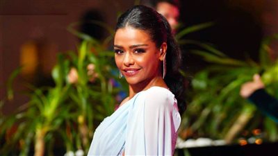 نصي التاني وعاشق والغربان وبطن الحوت .. 4 أعمال تنتظرها أسماء أبو اليزيد بعد خطوبتها