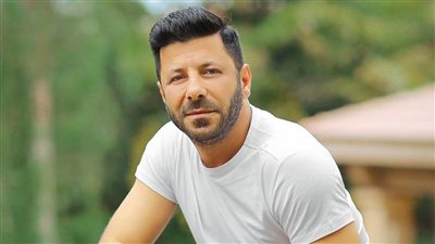 إياد نصار : مش بخاف من التقدم في السن والتمثيل بالنسبة لي لعب وفلوس